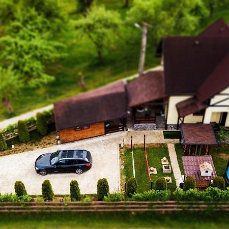 فيلا House Of Seasons برانْ المظهر الخارجي الصورة